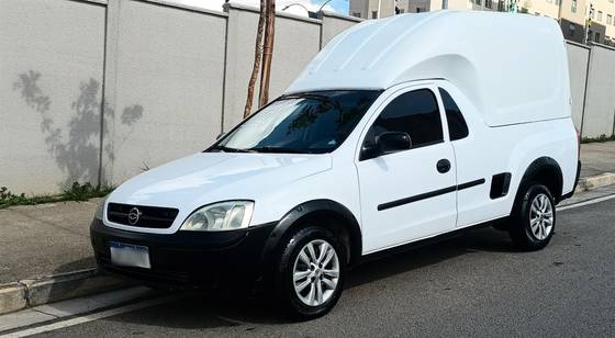 CHEVROLET MONTANA 1.4 MPFI ARENA CS 8V ECONO FLEX 2P MANUAL